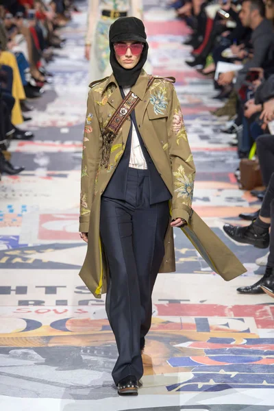 Look 58